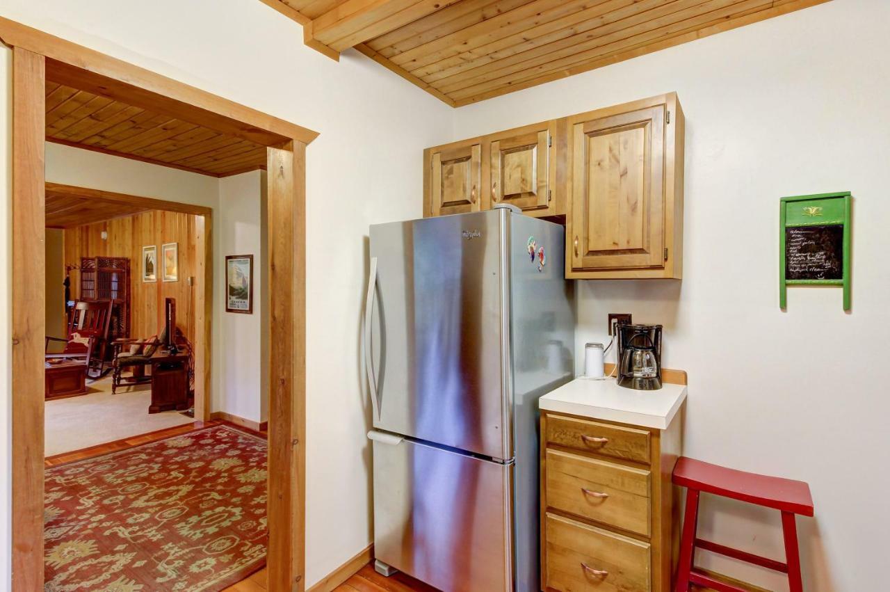 Foothill Cabin Creston ภายนอก รูปภาพ